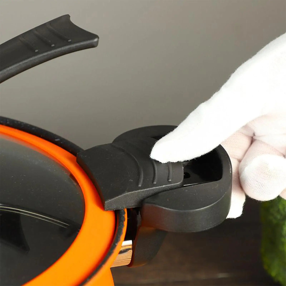 Cooking Pot Large Deep Cookware with Visible Lid Induction Pot Saucepan with Handles for Gas Ceramic Home Kitchen Restaurant