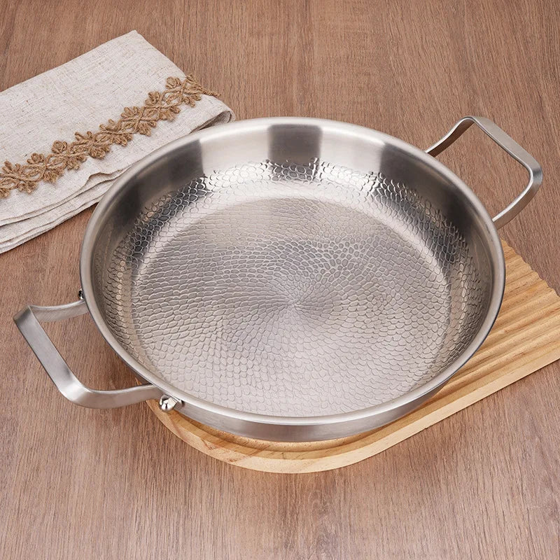 Titanium hammer pattern double ear frying pan for home use, uncoated flat bottomed frying steak, non stick pan
