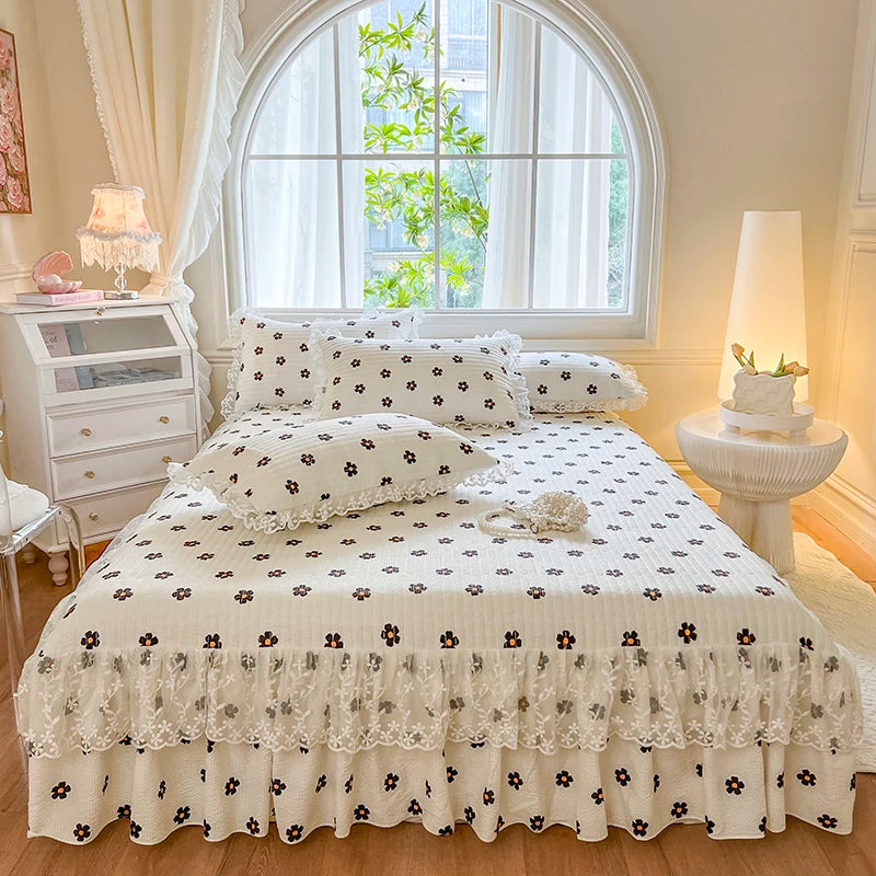 Princess 1 Piece Lace Bed Skirt + 2 Piece Pillowcases Bedding Bedspreads Sheet Pink Lace Bedding Set Bed For Girl Bed Cover