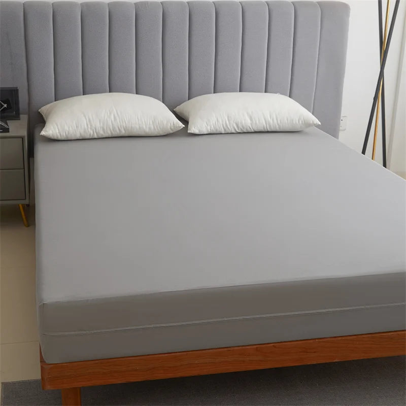 Waterproof Mattress Protector with Zipper Soft & Breathable & Noiseless Antibacterial, Anti-mite Mattress Cover , Queen/King