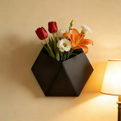 Black Geometric Wall-Mounted Planter Pot Decorative Hanging Vase for Flowers Succulents Living Room/Kitchen Macetas Decorativas