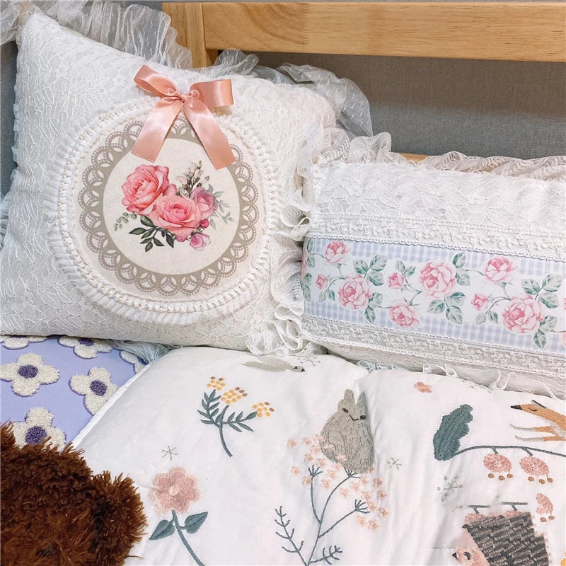 Decorative Cushions for Living Room Retro Printed Pillow Cover Home Flower Lace Single French Classical Pastoral Pillow Case