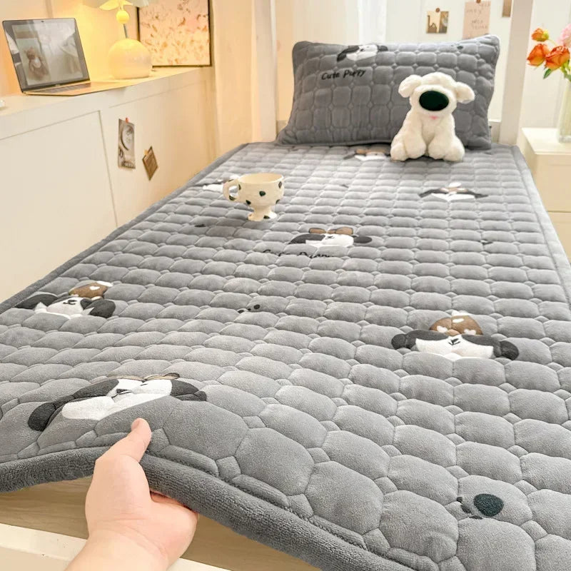 Cartoon Printed Warm Bed Mattress Super Soft Cozy Milk Velvet Single Bedding Protector Thick Tatami Mats for Autumn and Winter