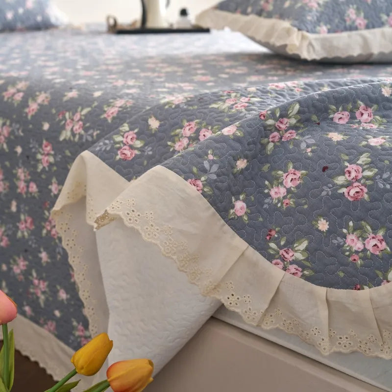 Flower Printed Bed Cover with Lace French Style Washed Cotton Bedspreads Quilted cobre leito de casal Comfortable and Soft 이불패드