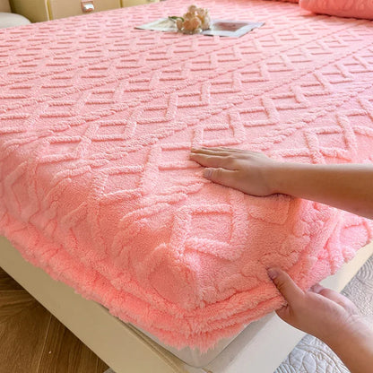 Coral Velvet Bedsheet Bedspread Milk Velvet Mattress Protective Cover Winter Plush Insulation Bedspread Single Queen King Size